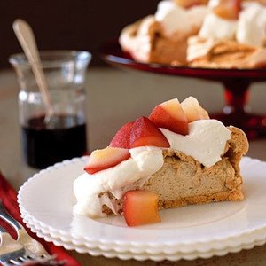 Pear Pavlova