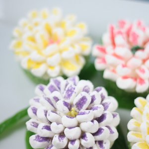 Lemon Buttermilk Mum Cupcakes
