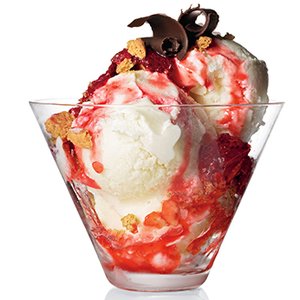 Cheesecake Ice Cream with Strawberry Sauce