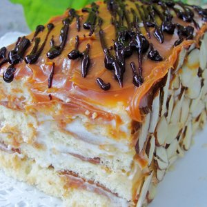 Dulce de Leche Stacked Cake