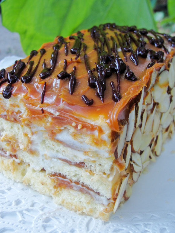 Dulce de Leche Stacked Cake
