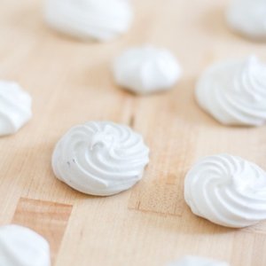 Blueberry Meringues