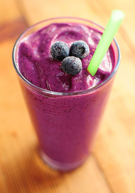 Blueberry Coconut Smoothie