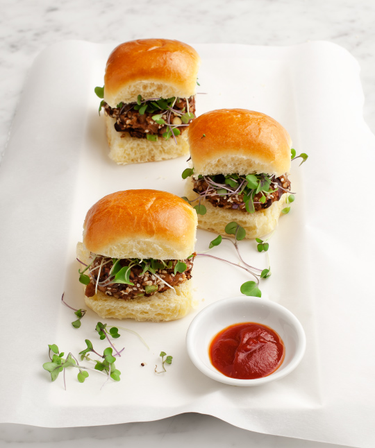 Walnut-Mushroom Veggie Burgers