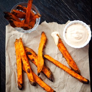 Crispy Yam Fries with Chipotle Aioli