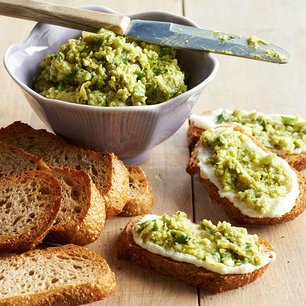 Edamame and Ricotta Toasts