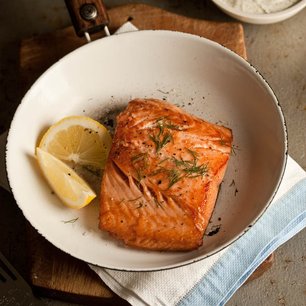 Pan Fried Salmon with a Lemony Dill Dressing