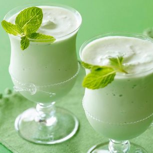 St. Patrick’s Day Mint Schnapps Shakes