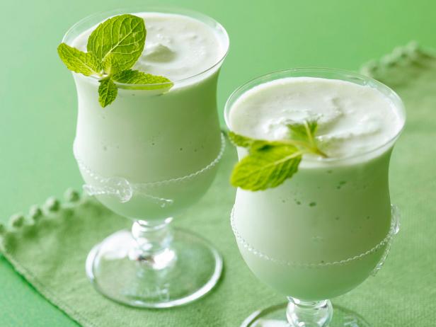 St. Patrick’s Day Mint Schnapps Shakes