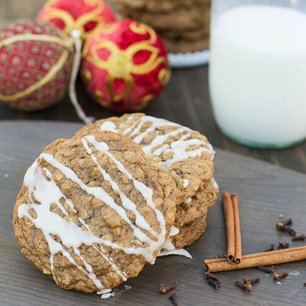 Oatmeal Spice Cookies with Maple Glaze
